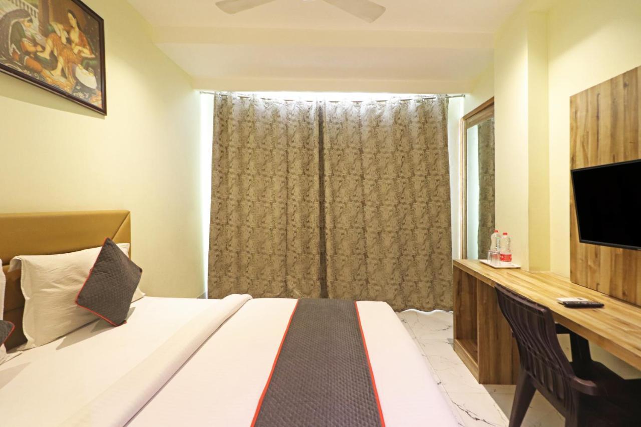 Hotel Good Vibe Near Delhi Igi Airport Nova Deli Exterior foto