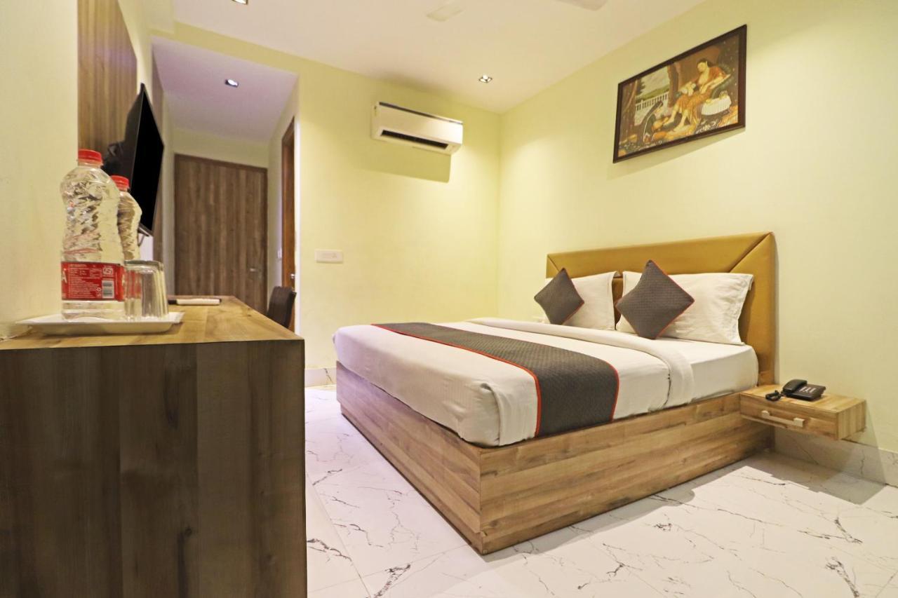 Hotel Good Vibe Near Delhi Igi Airport Nova Deli Exterior foto