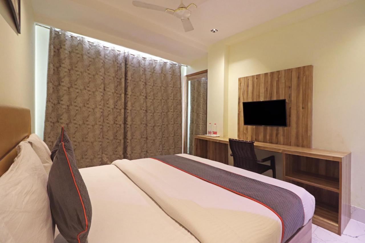 Hotel Good Vibe Near Delhi Igi Airport Nova Deli Exterior foto