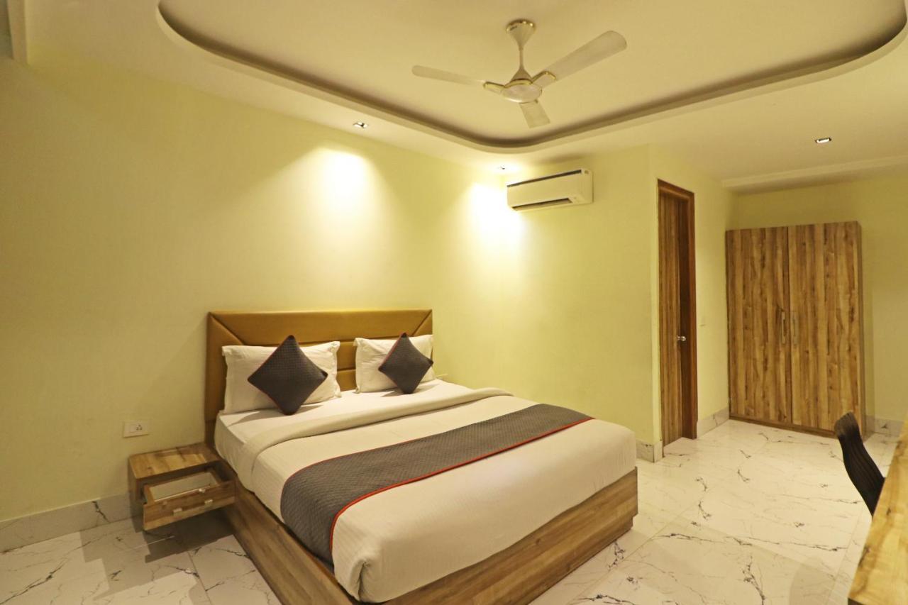 Hotel Good Vibe Near Delhi Igi Airport Nova Deli Exterior foto
