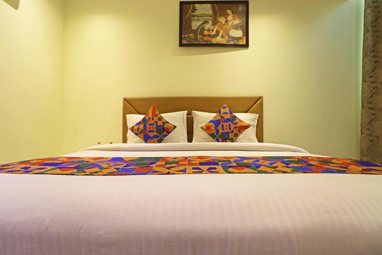 Hotel Good Vibe Near Delhi Igi Airport Nova Deli Exterior foto