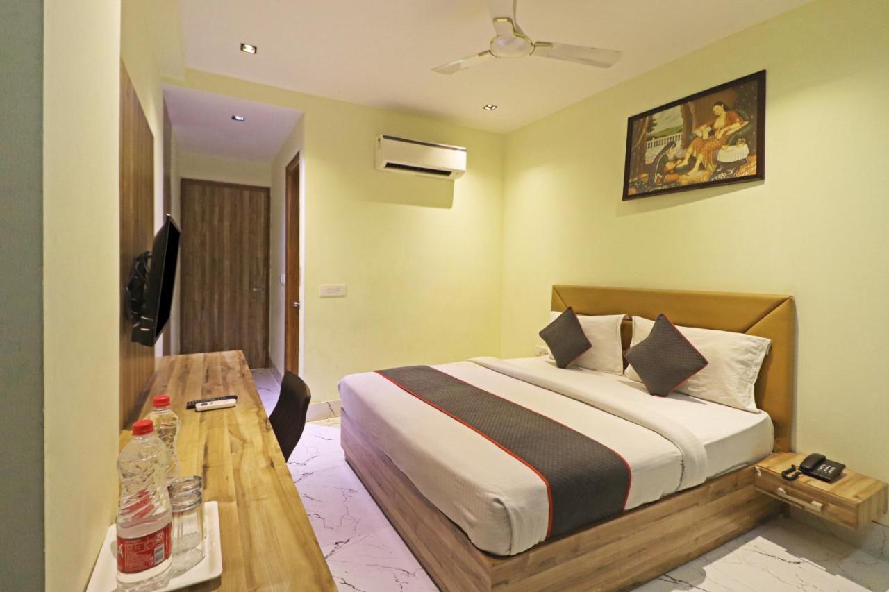 Hotel Good Vibe Near Delhi Igi Airport Nova Deli Exterior foto